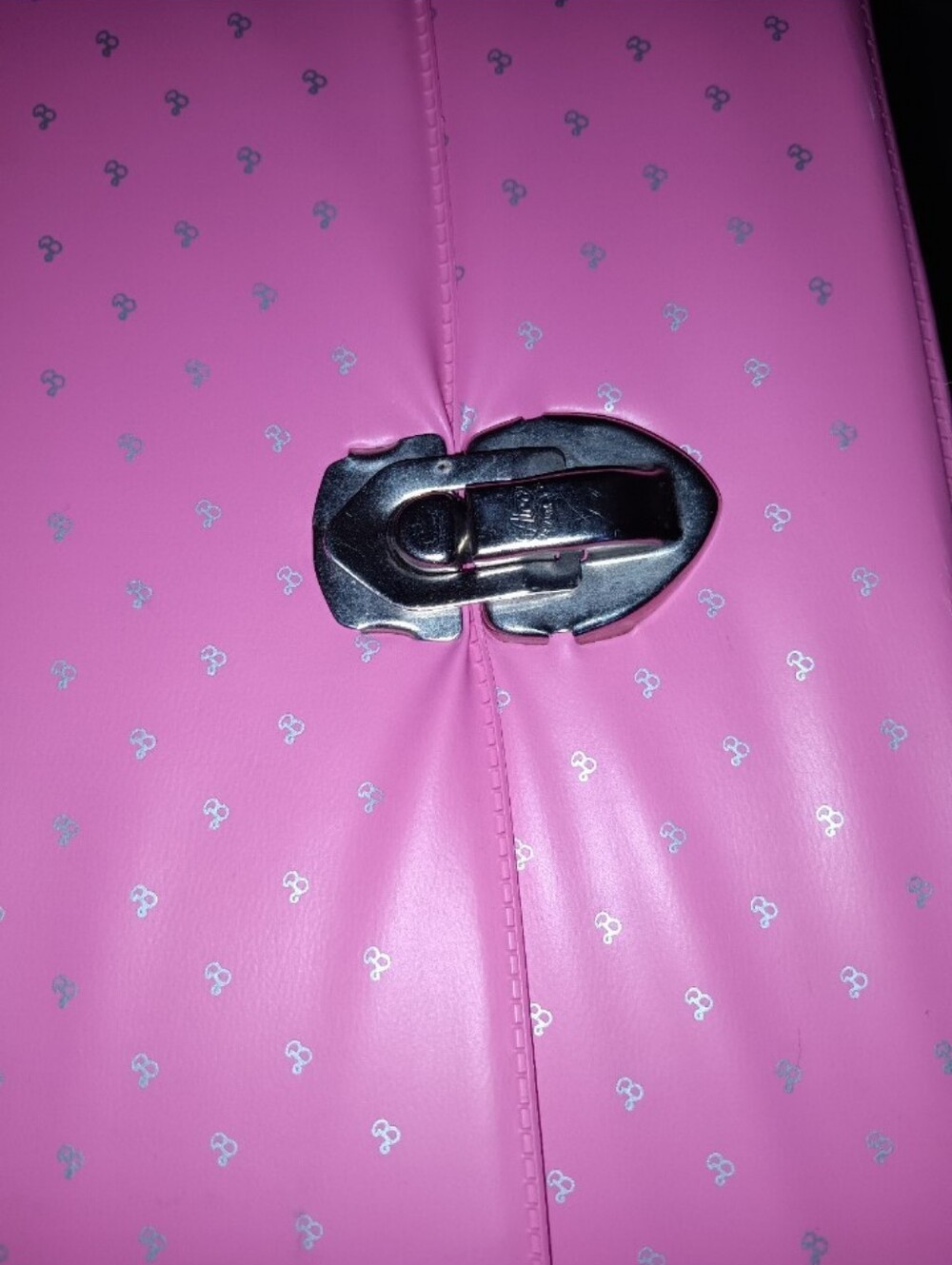 VTG Barbie Pink & Silver Fashion Doll Case 1985 - Picture 6 of 10